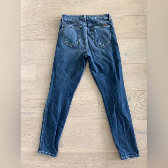Joes The Charlie High Rise Skinny Ankle Jeans Womens lightly distressed
Size 29 - Picture 2 of 7